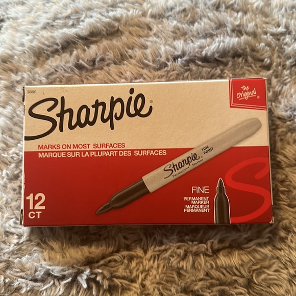 Sharpie bundle - Picture 9 of 9